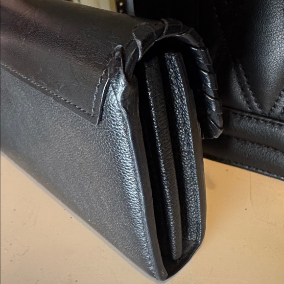 Louis Vuitton Cuir Plume  Wallet - Picture 7 of 15